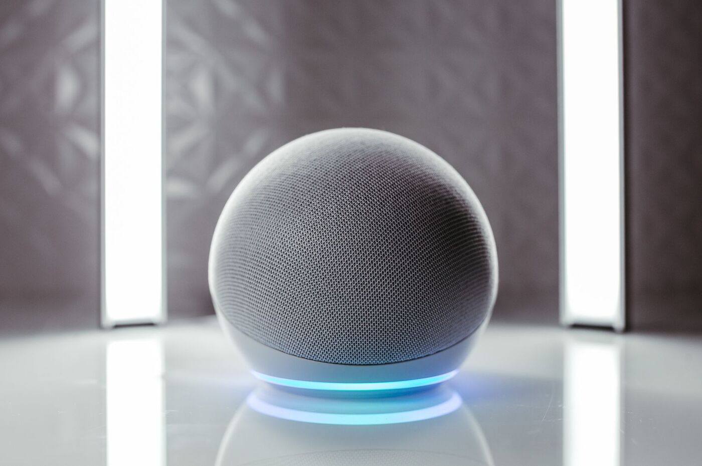 Voice and mobile search are now central to local discovery.
